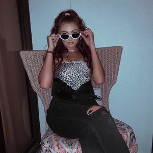 Meet your Posher, Haley